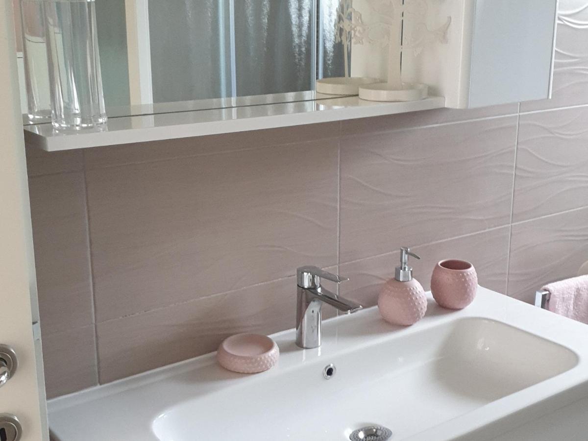 Apartment Mia 2 Banjol Eksteriør bilde