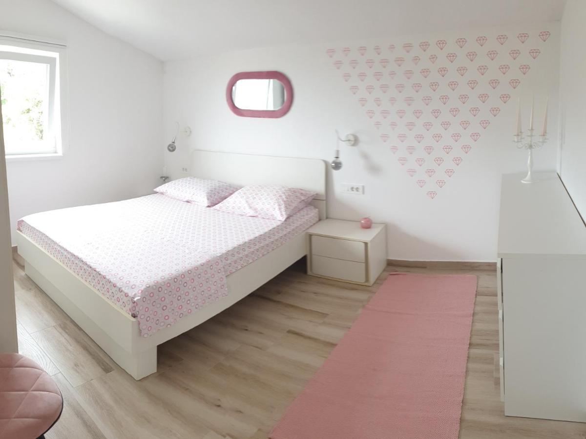 Apartment Mia 2 Banjol Eksteriør bilde
