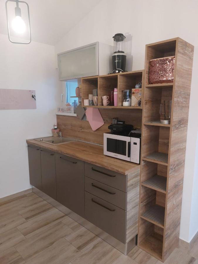 Apartment Mia 2 Banjol Eksteriør bilde