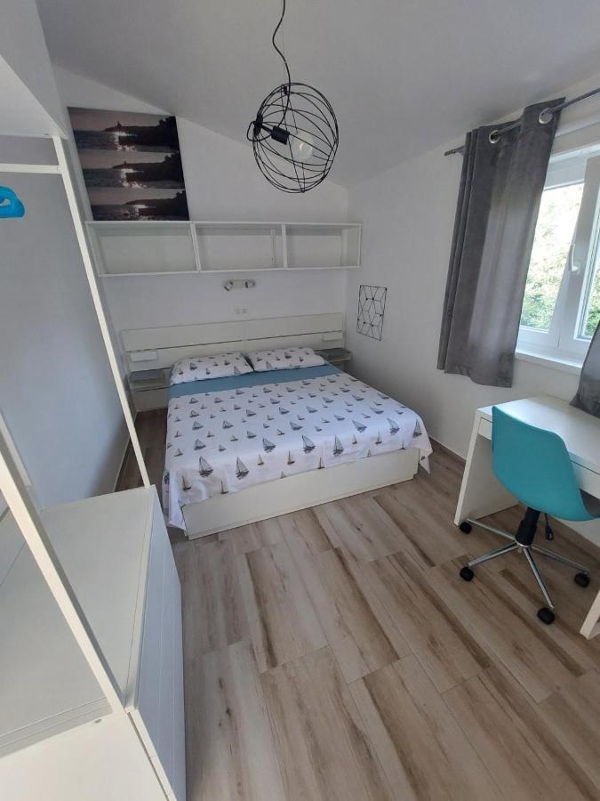 Apartment Mia 2 Banjol Eksteriør bilde